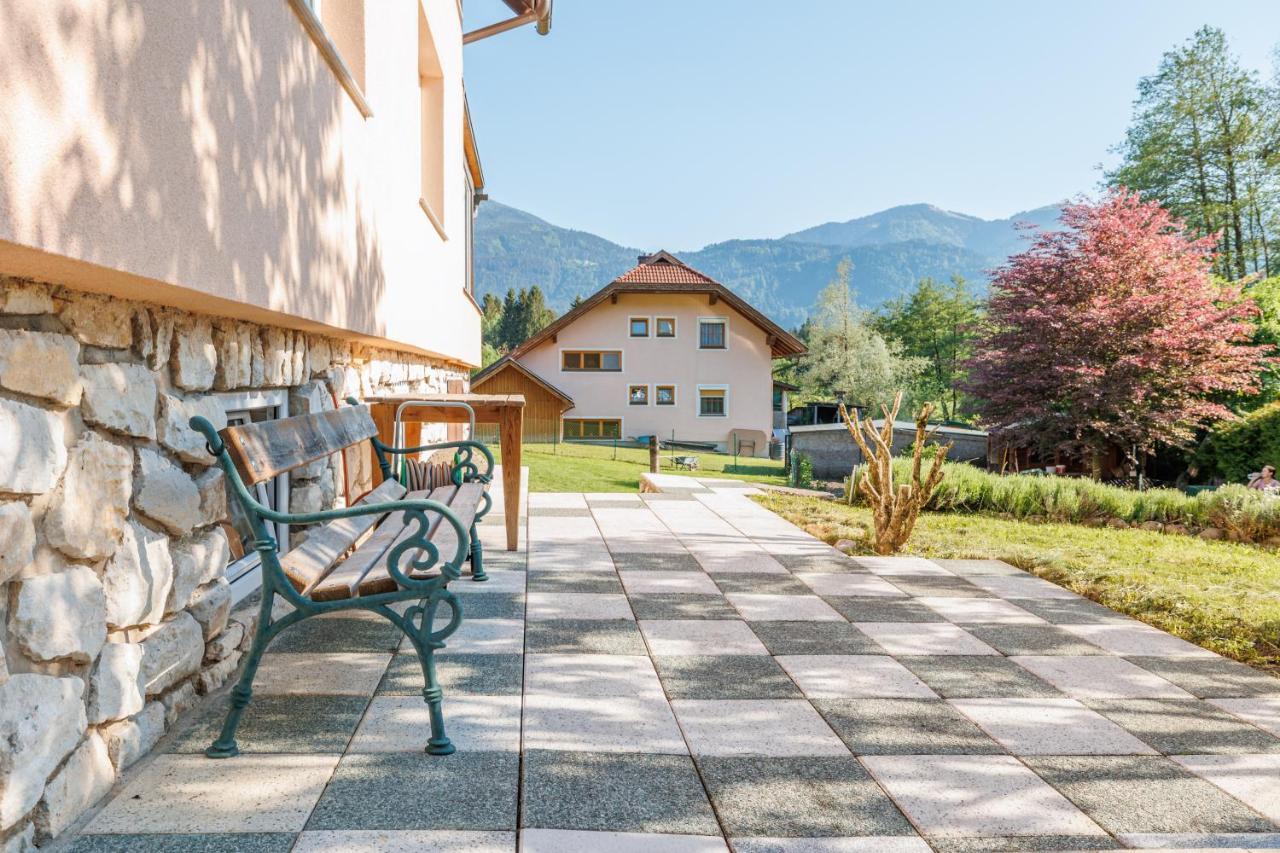 Ferienhaus Auszeit Natur Villach Bagian luar foto